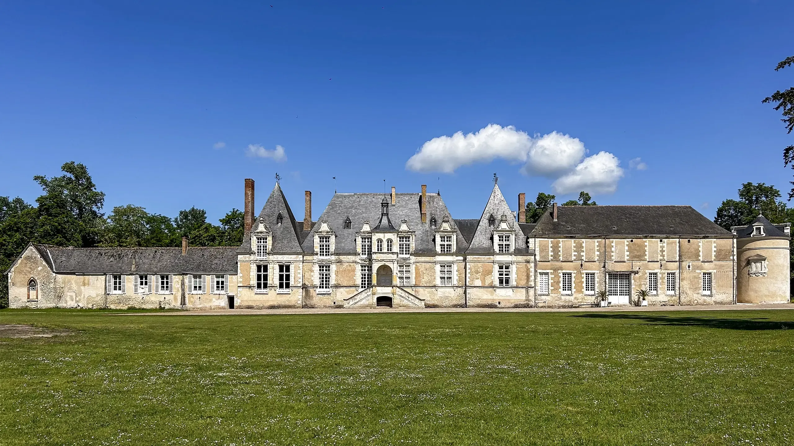 Château de Villesavin dans le Loir-et-Cher à visiter avec le Pass Patrimoine © Véronique de Sparre