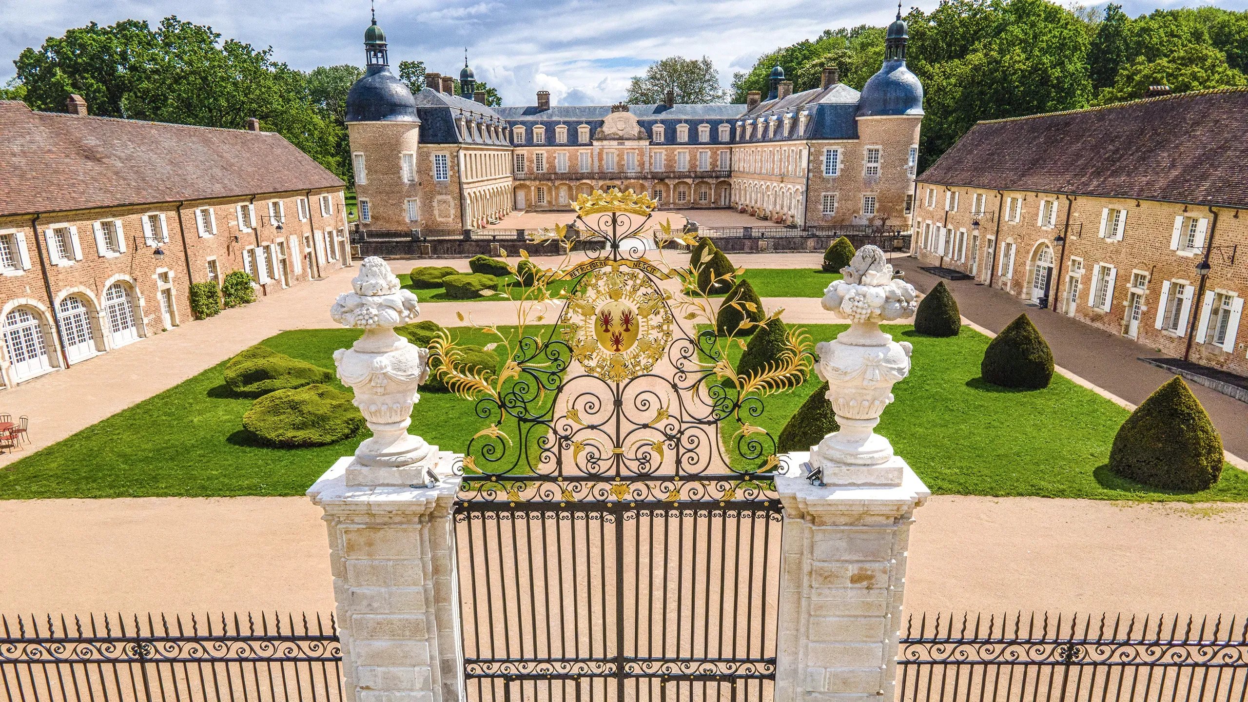 Le château de Pierre de Bresse en Saône-et-Loire à visiter avec le Pass Patrimoine © T. Convert - Écomusée de la Bresse 