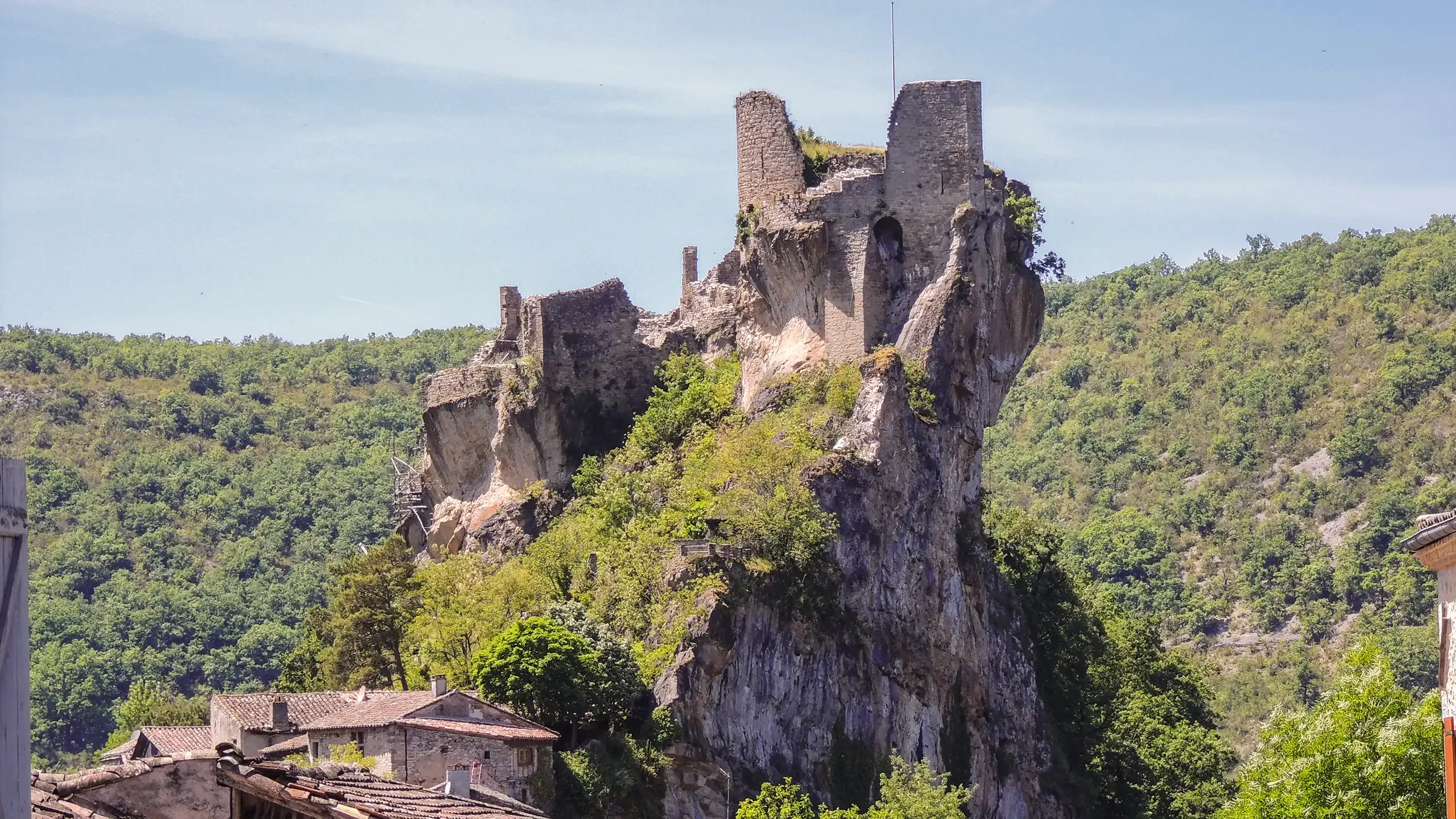 Visitez la Forteresse de Penne, dans le Tarn, avec le Pass Patrimoine. ©Alain Colomb