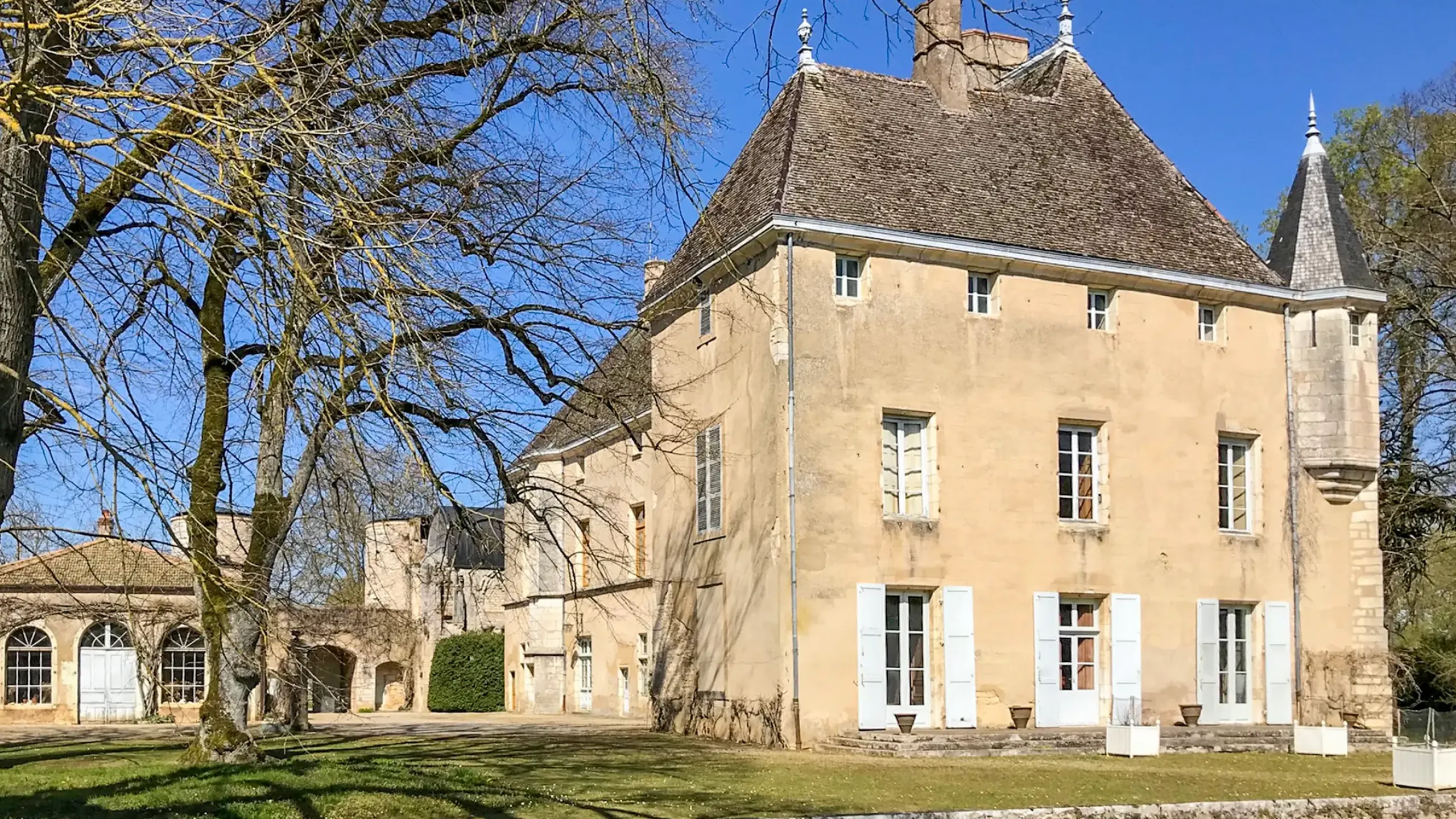 Château de Germolles en Saône-et-Loire à visiter avec le Pass Patrimoine © Matthieu Pinette