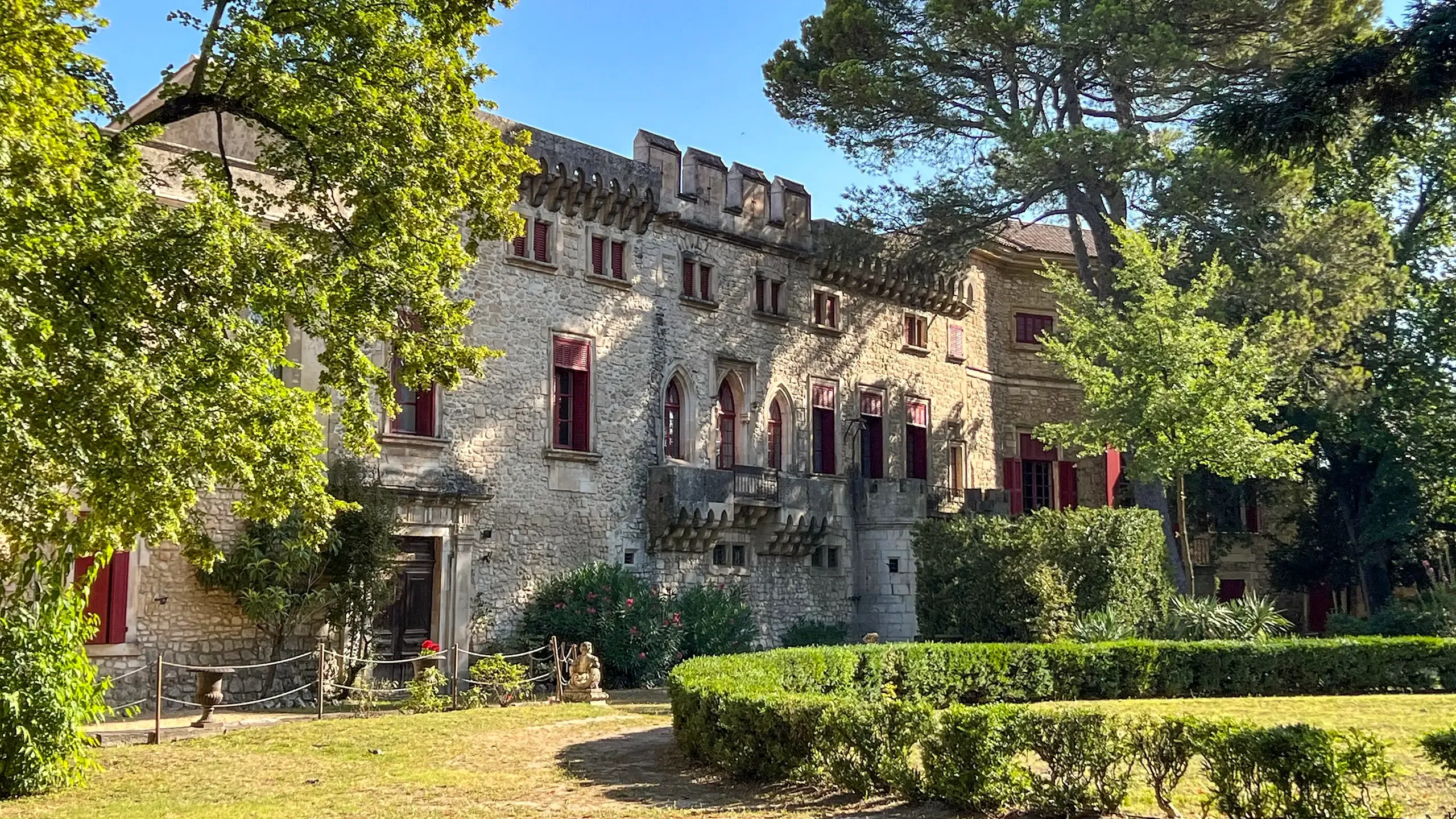 Visitez le Château de Thézan dans le Vaucluse avec le Pass Patrimoine © Alexis Bilger