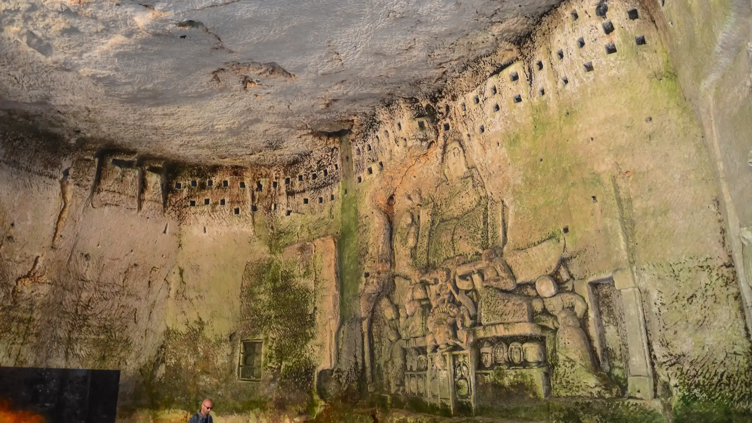 Grottes de l'abbaye de Brantôme à visiter en Dordogne avec le Pass patrimoine ©Lamiot - CC BY SA 4.0