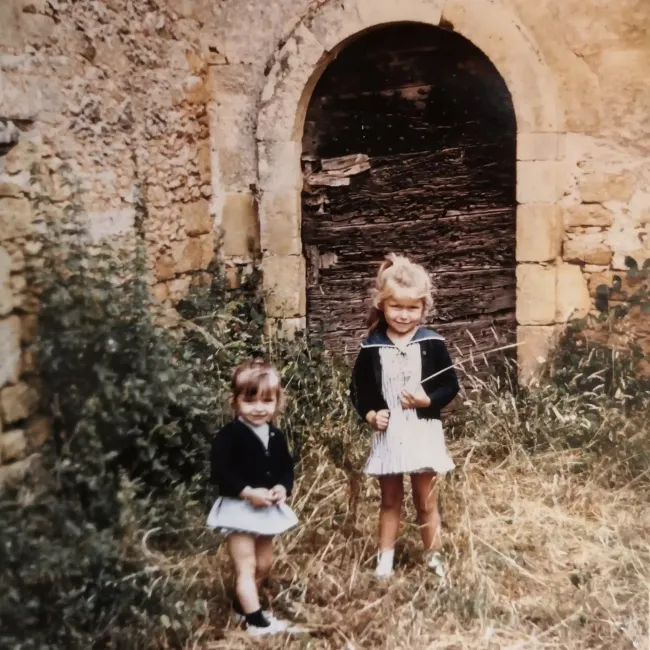 Isabelle et Florence enfants © Serge Lebon-Hénault - Chateau de Lacypierre