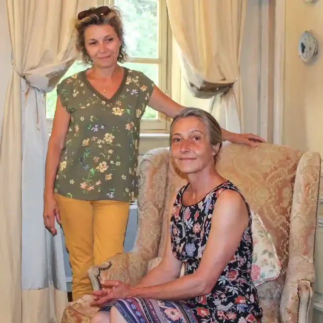 Isabelle et Florence ©Stéphanie Martel - Chateau de Lacypierre