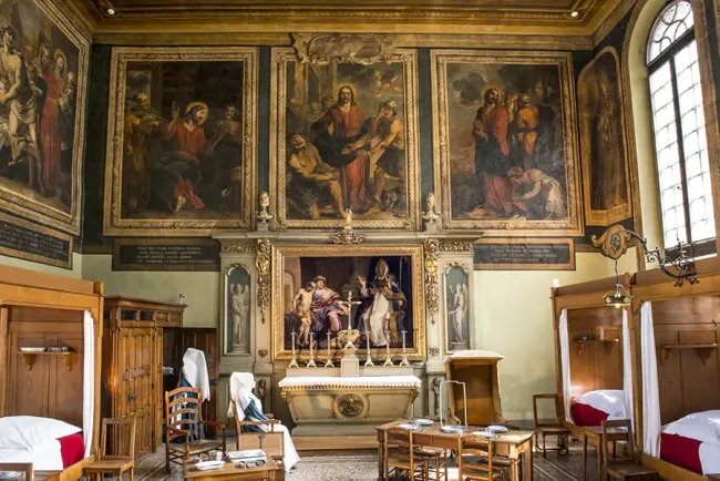 Salle Saint-Hugues de l'Hôtel-Dieu des Hospices Civils de Beaune © Francis Vauban
