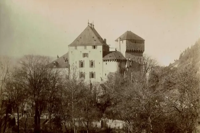 Les travaux dans les années 1890 © Château de Menthon