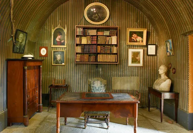 Cabinet de travail de Lamartine, au Château de Saint-Point © Château de Lamartine