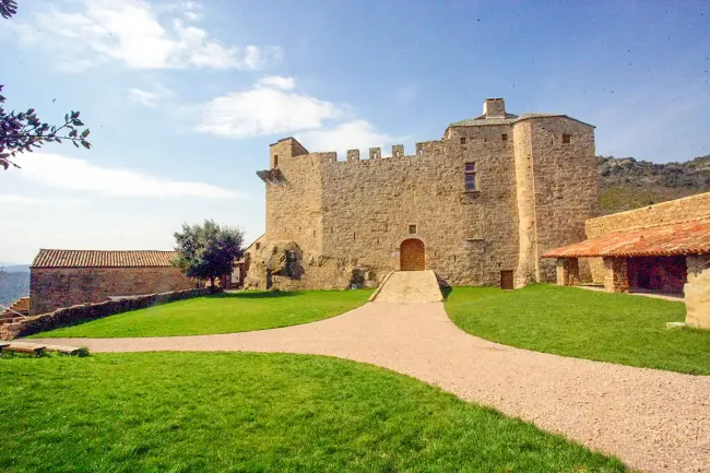 Château de Dio_Basse-Cour du château ©Fleutiaux Bertrand