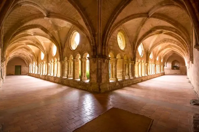 Abbaye de Valmagne, Le cloître ©Jean-François Remy