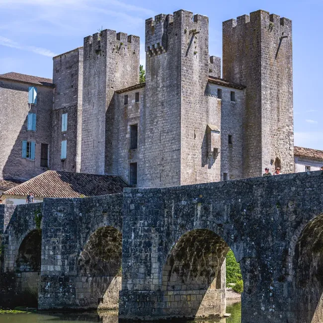 Les éléments défensifs du Moulin des Tours © Albret Tourisme