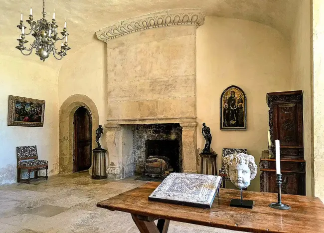 Château de Bournazel : Le salon d’été © Château de Bournazel