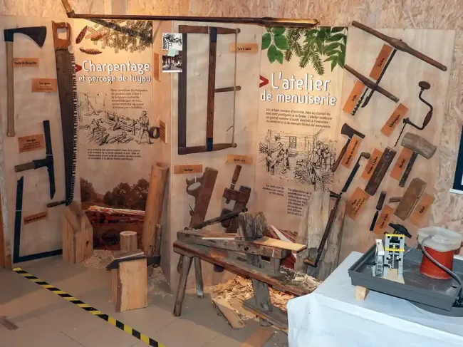 Exposition d'outils de la Scierie de Mandray © Ass Le Haut-Fer