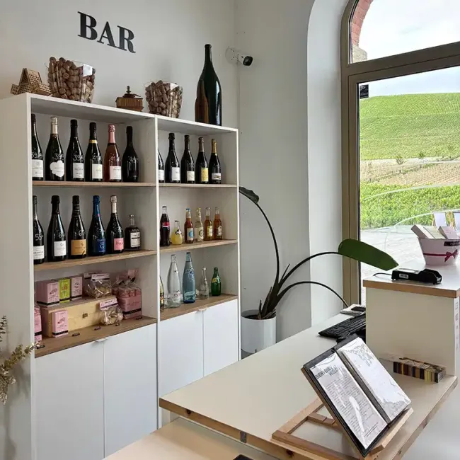 Le bar à champagne ©Pressoria