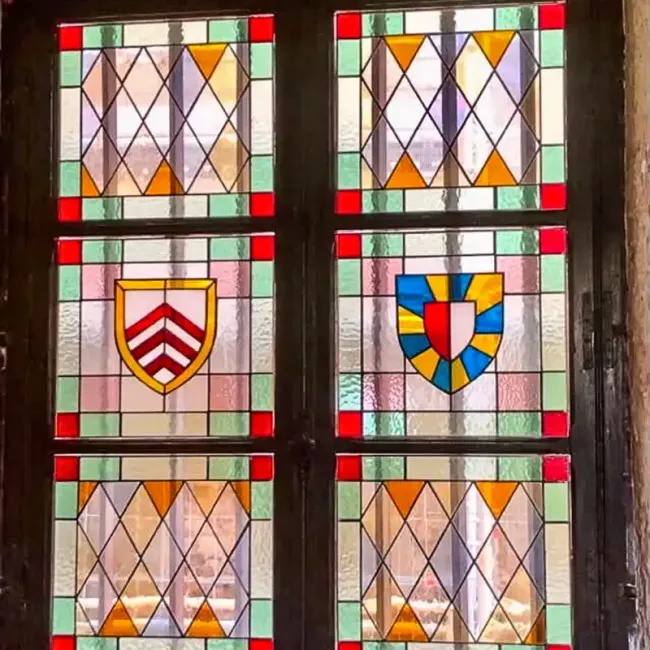 Vitrail salle des gardes ©Clément PENETRAT