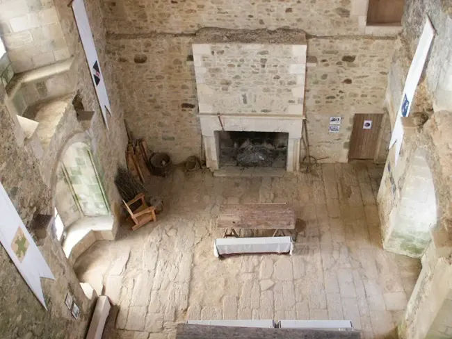 Logis seigneurial, château Saint Mesmin © Caroline Torres Frometa