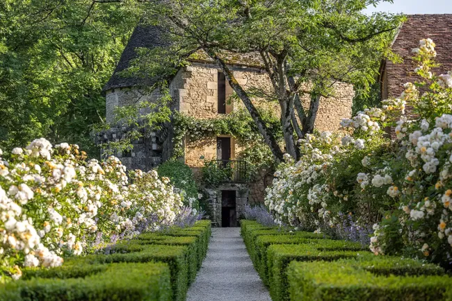 Chemin de ronde du Château de Losse © Déclic&Décolle