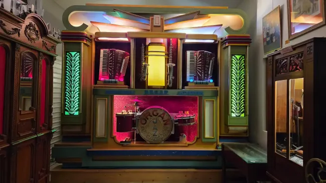 Guinguette au musée de la Musique mécanique des Gets © Marie Neuraz