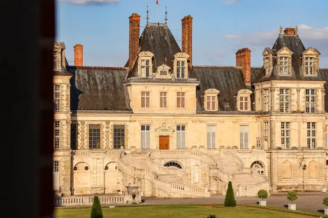 Escalier en Fer-à-cheval du Château de Fontainebleau © Maïlys Bru-Per