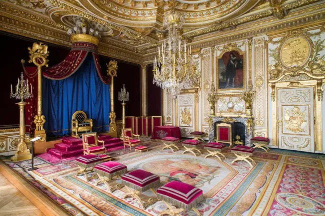 Salle du Trône du Château de Fontainebleau © Serge Reby