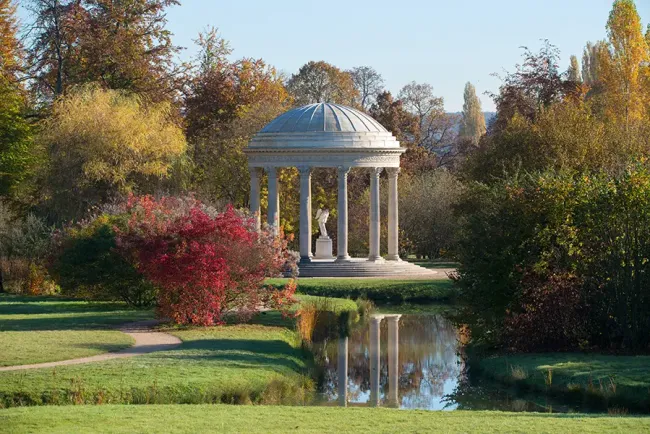 Temple de l'Amour dans les jardins du Domaine de Trianon © Thomas Garnier