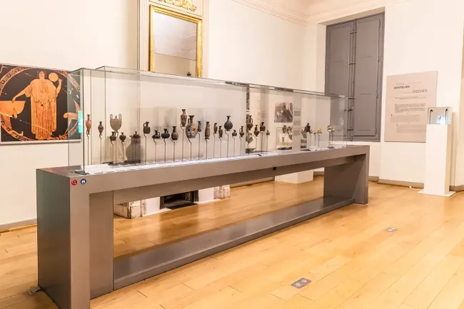Salle Grèce du musée international du parfum de Grasse © CAPG-Benoit Page