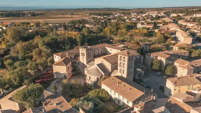 Abbaye de Caunes-Minervois dans l’Aude, à visiter avec le Pass Patrimoine © Vincent Photographie - ADT 