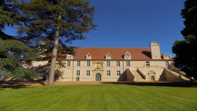 Visitez les Ecuries de Château de Chaumont en Charolais, en Saône-et-Loire ©Xavier Flambard CC BY-SA 4.0