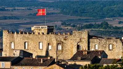 Visitez le Château de Puisserguier, dans l'Hérault, avec le Pass Patrimoine. ©ARESP