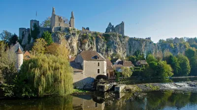 Visitez la forteresse d'Angle sur l'Anglin dans la Vienne avec le Pass Patrimoine © Daniel Jolivet-CC BY 2.0