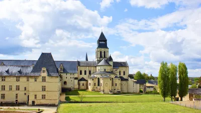 Abbaye de Fontevraud à visiter dans les Pays-de-la-Loire avec le Pass Patrimoine © photlook - AdobeStock_13530588
