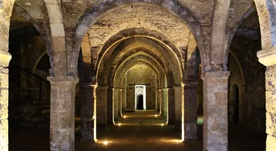 Visitez les souterrains de Provins, en Seine-et-Marne, avec le Pass Patrimoine. © Jean François Bénard