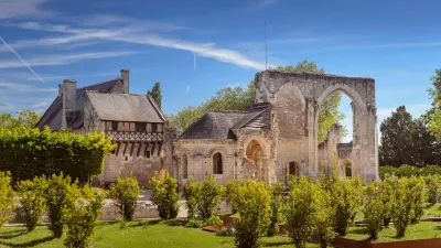 Maison du Prieur du Prieuré Saint-Cosme © Léonard de Serres